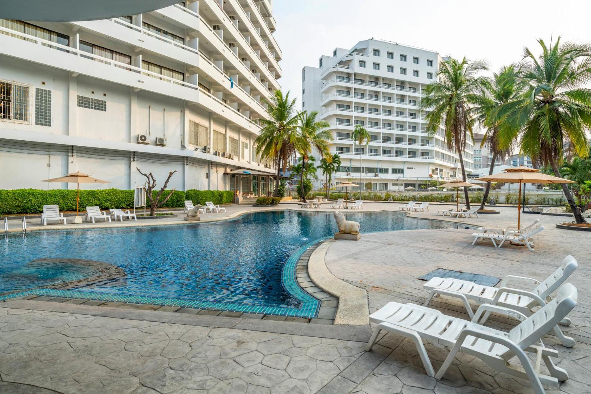 Welcome Plaza Hotel Pattaya Exterior foto